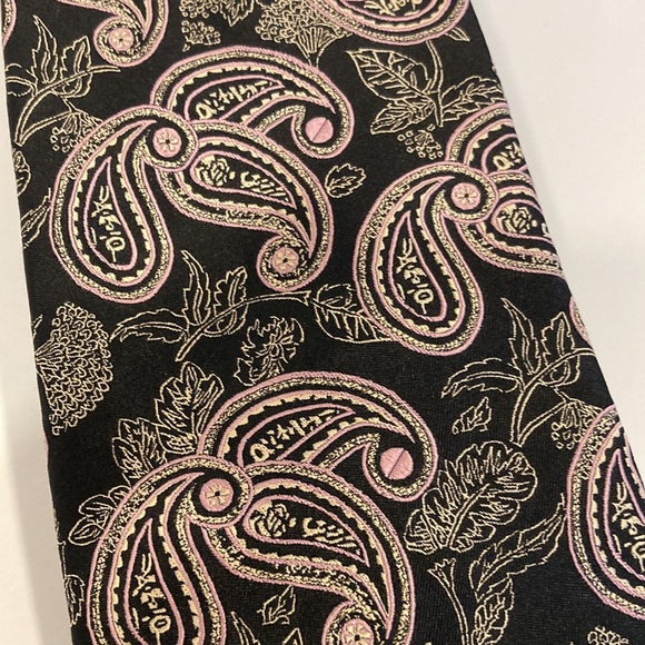 Robert Talbott Best of Class Tie Black with Pink Paisley - Picture 3 of 9